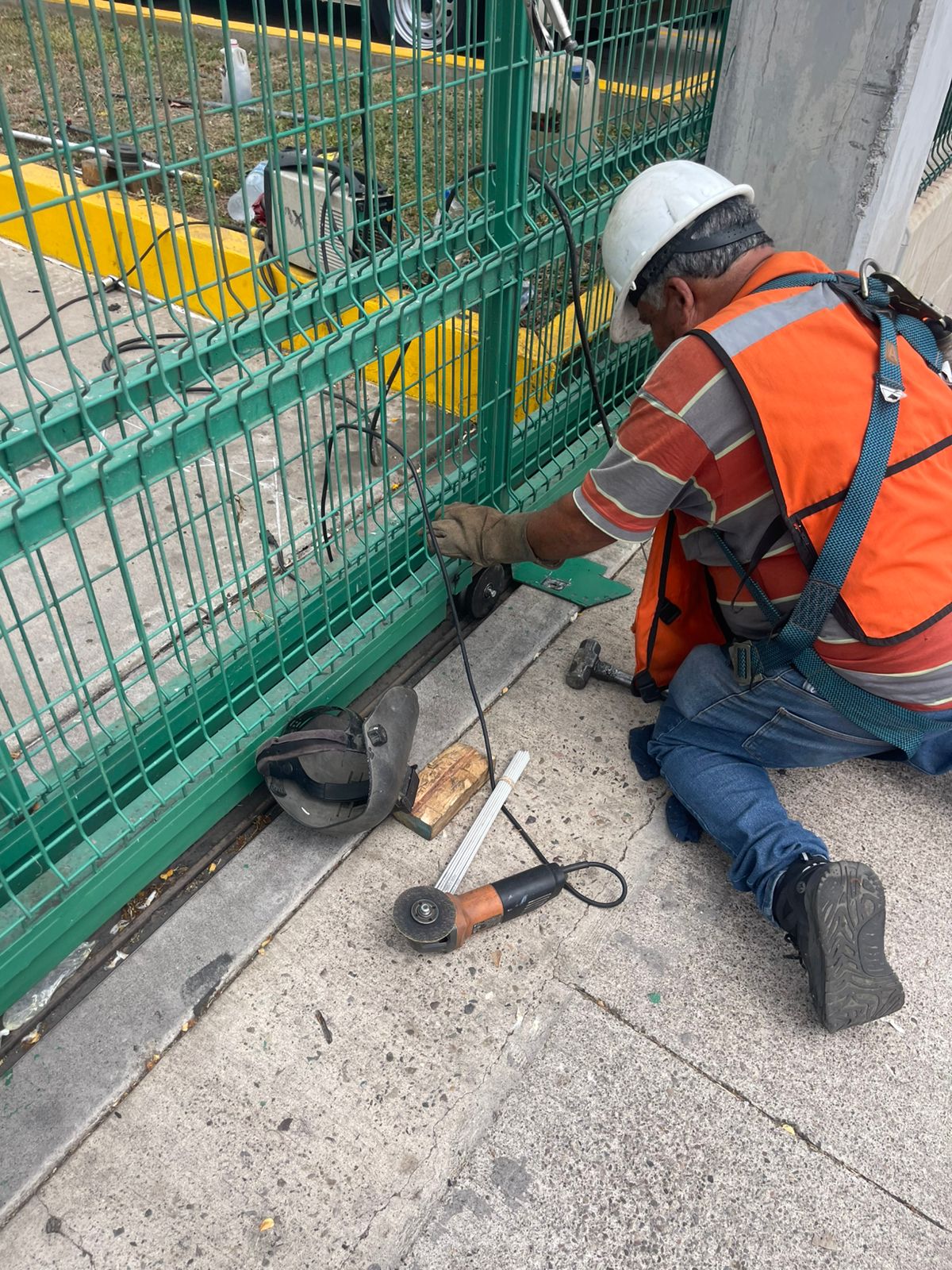 Reparación portón